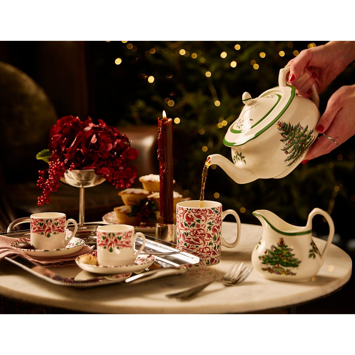 Set of 2 Christmas Tree Yuletide Mugs multi-coloured, SPODE