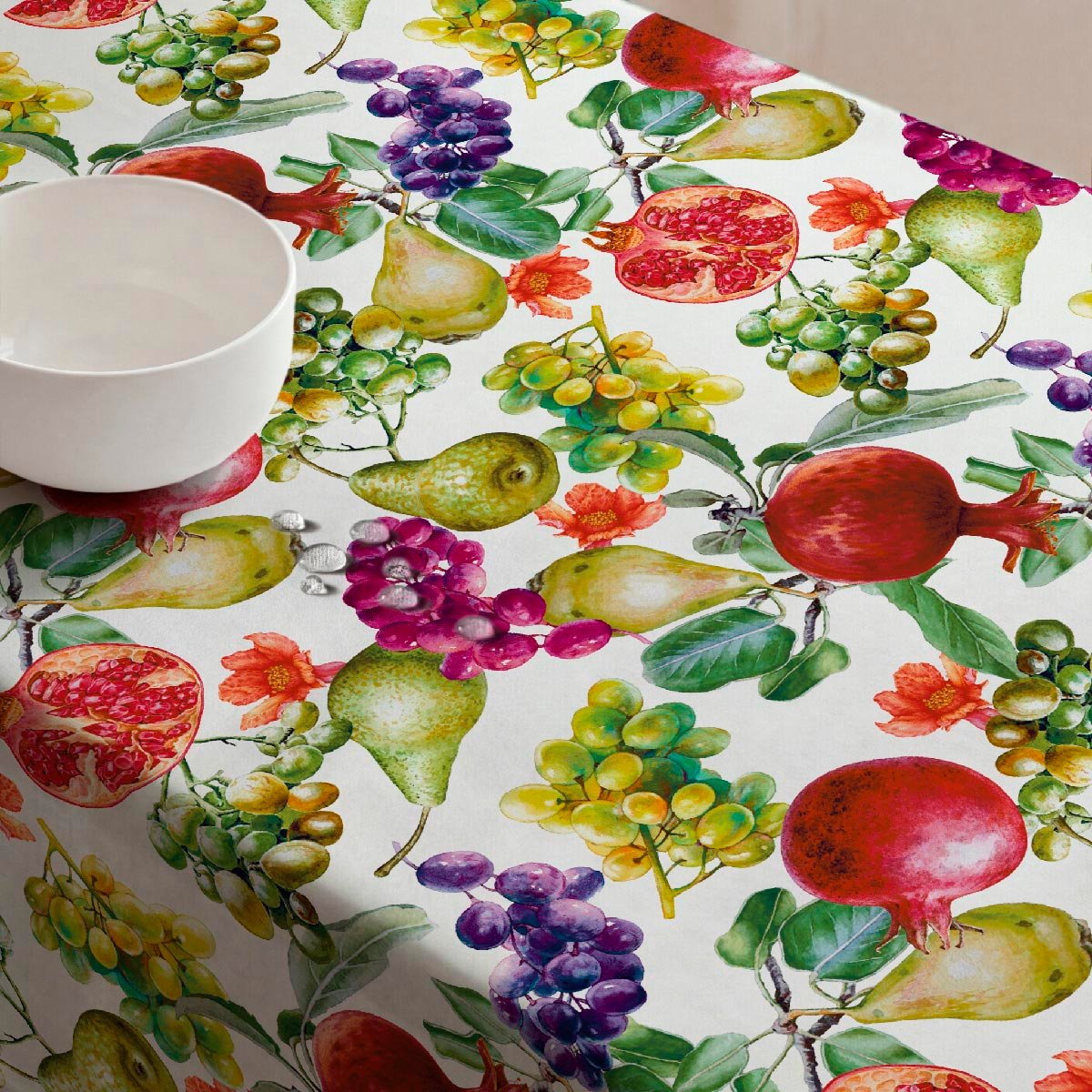 Nappe anti-taches Pera - 100% coton - multicolore, NAF NAF HOME