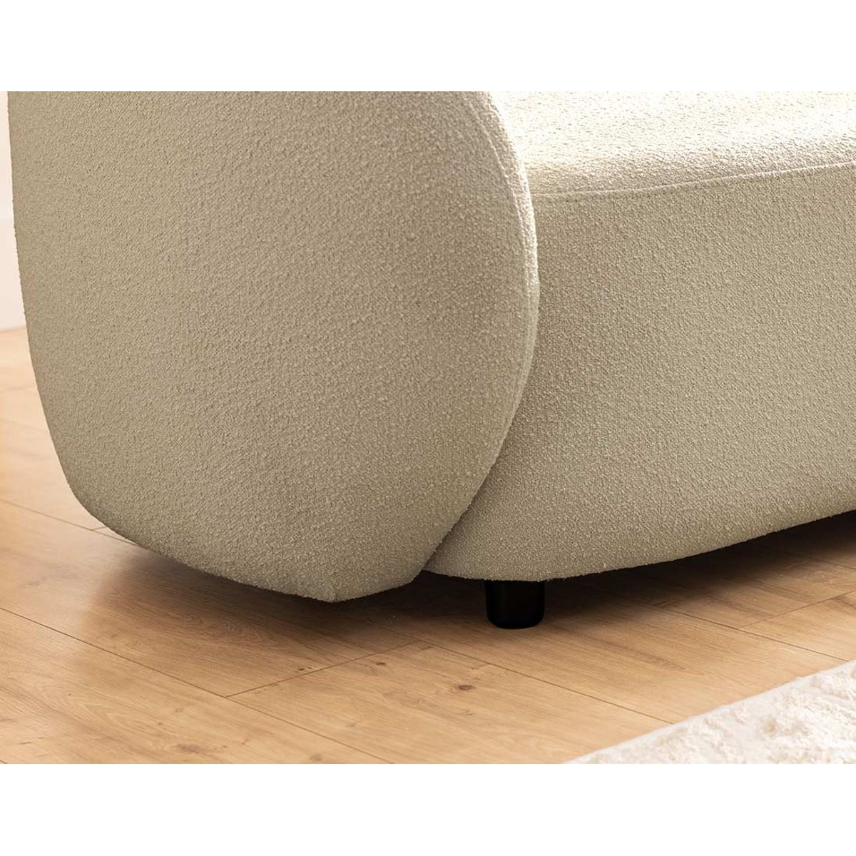 Flore - Canapé droit 2 places en tissu bouclette taupe, LISA DESIGN
