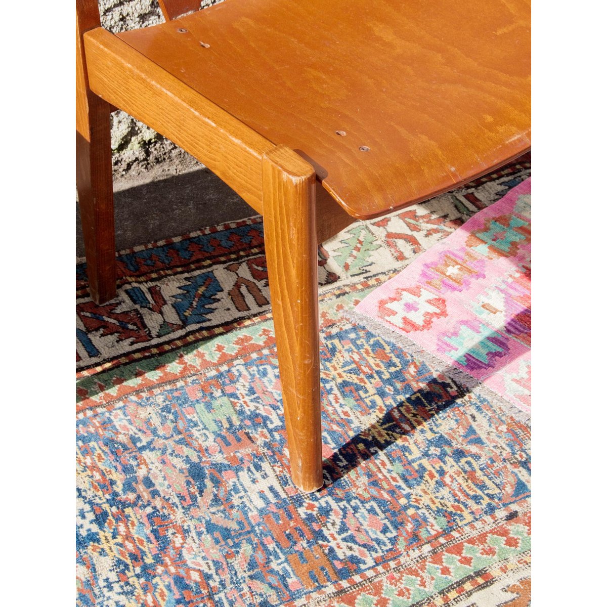 Paire de chaises scandinaves Alma N°289 - Bon état bois, DEBONGOUT
