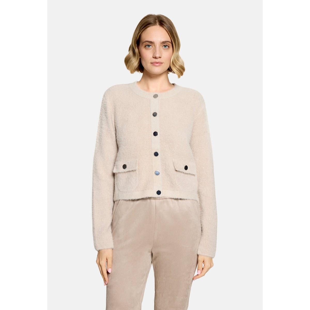 Cardigan en maille à poches plaquées taupe, BETTY BARCLAY