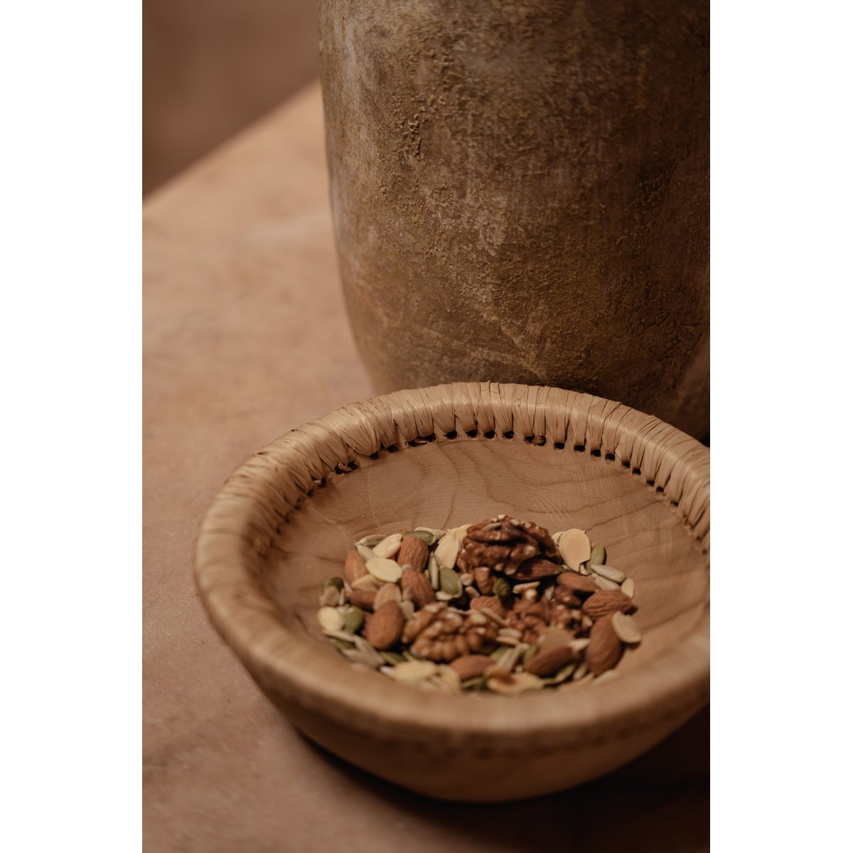 Bol en teck et raphia LIKE ME beige, BAZAR BIZAR