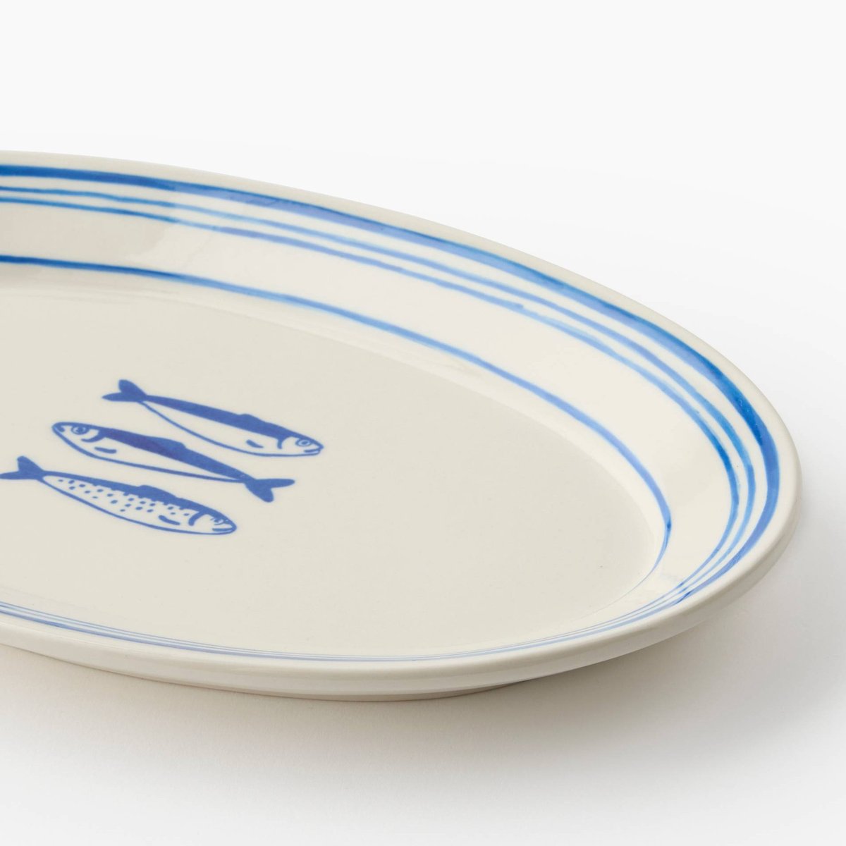 Plat ovale finition liseré, 28cm, motif poisson riviera, MONOPRIX