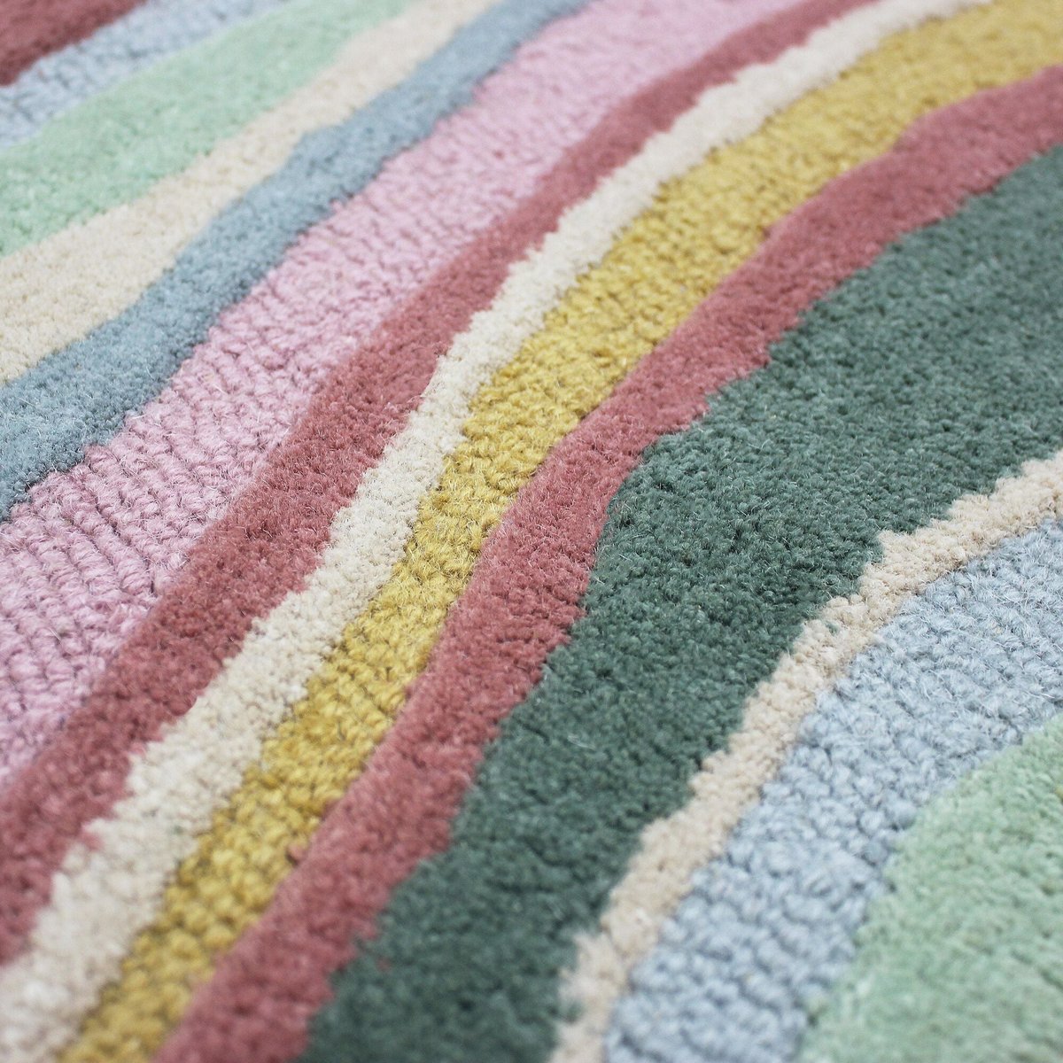 Tapis de couloir en laine ABSTRACT FLOW rose, FLAIR RUGS