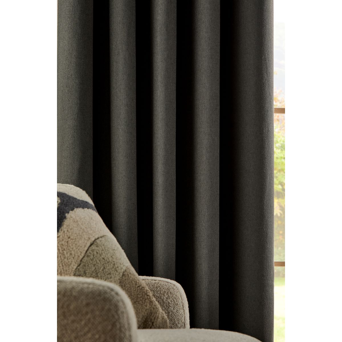 Rideaux doublés en lin mélangé tissé et doux gris anthracite, NEXT
