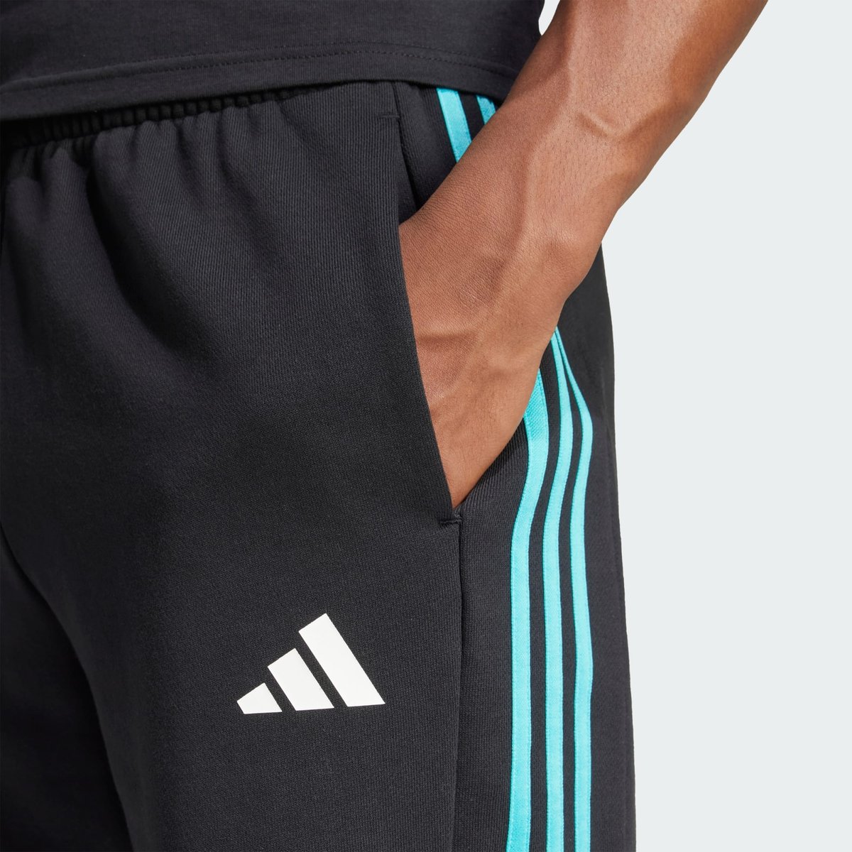 Short Adn Mercedes - Amg Petronas Formula One Team Short Adn Mercedes - Amg Petronas Formula One Team black / white, adidas Performance