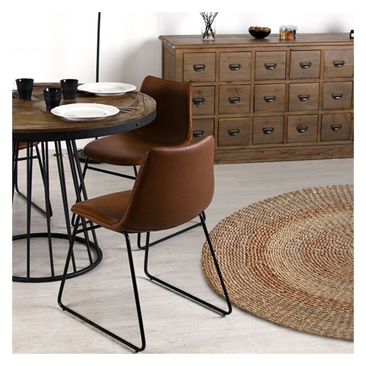 Lot de 2 chaises en cuir synthétique - GASPARD marron, MAISON PAVANE