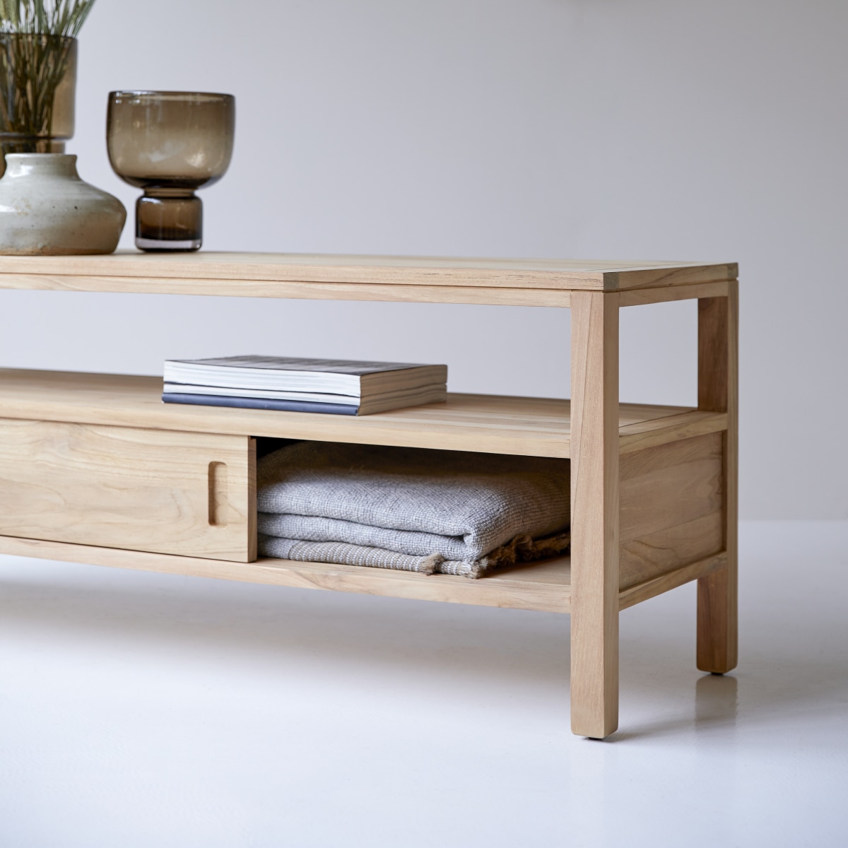 Meuble Hi-FI, TV en Teck massif, ANTON naturel, TIKAMOON