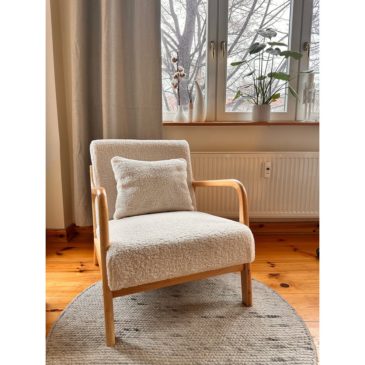 Fauteuil de salon en bois massif, OHAMA blanc cassé, NORDLYS