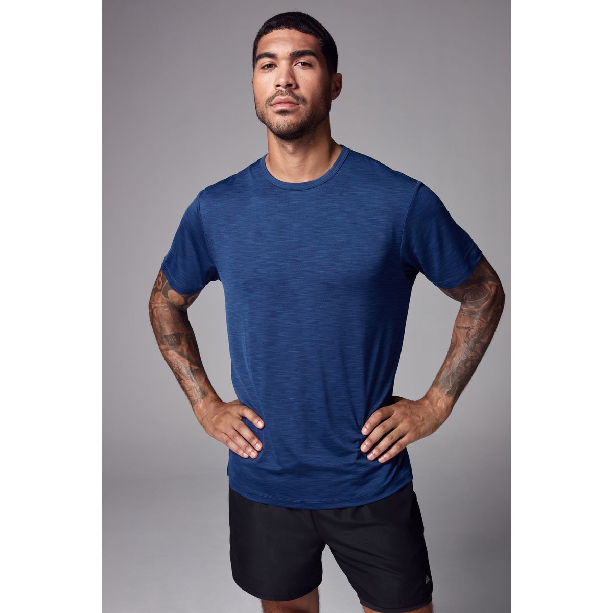 T-shirt de sport à manches courtes bleu vif, NEXT