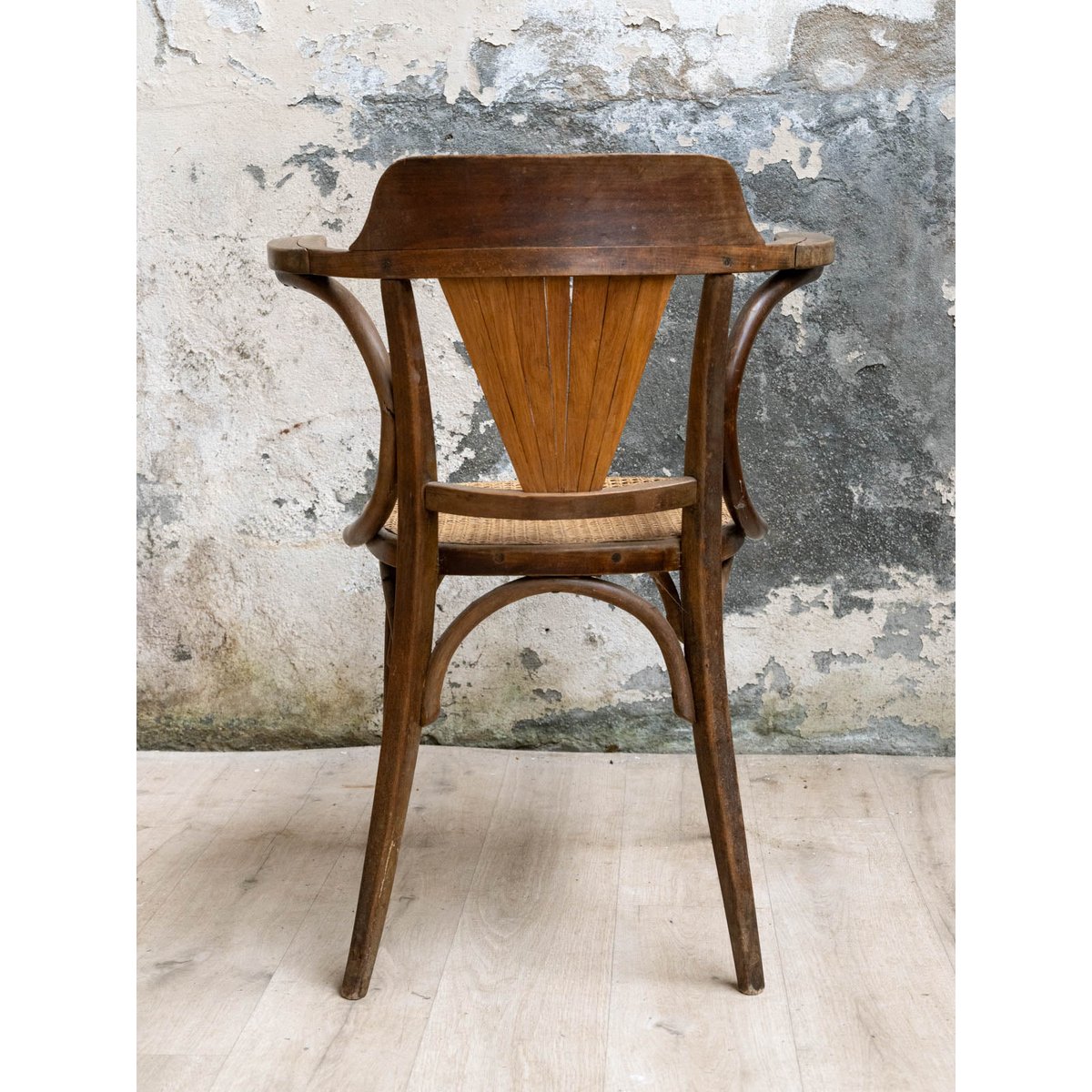 Fauteuil en cannage et bois courbé Ernest N°1623 - Bon état bois foncé, DEBONGOUT