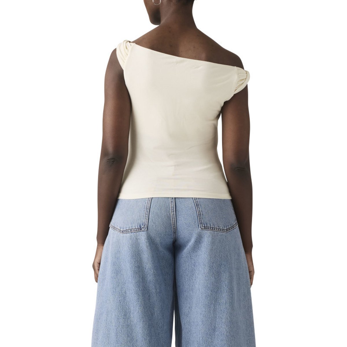 Débardeur écru uni avec une coupe ajustée et un col bateau drapé beige, LEVI'S