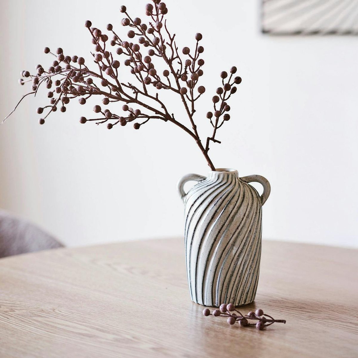 Vase déco beige bleu en céramique à petites anses bleu, PIER IMPORT