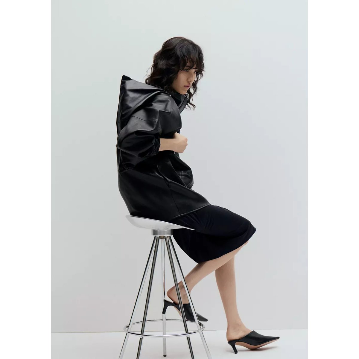 Veste cuir synthétique col cheminée noir, MANGO