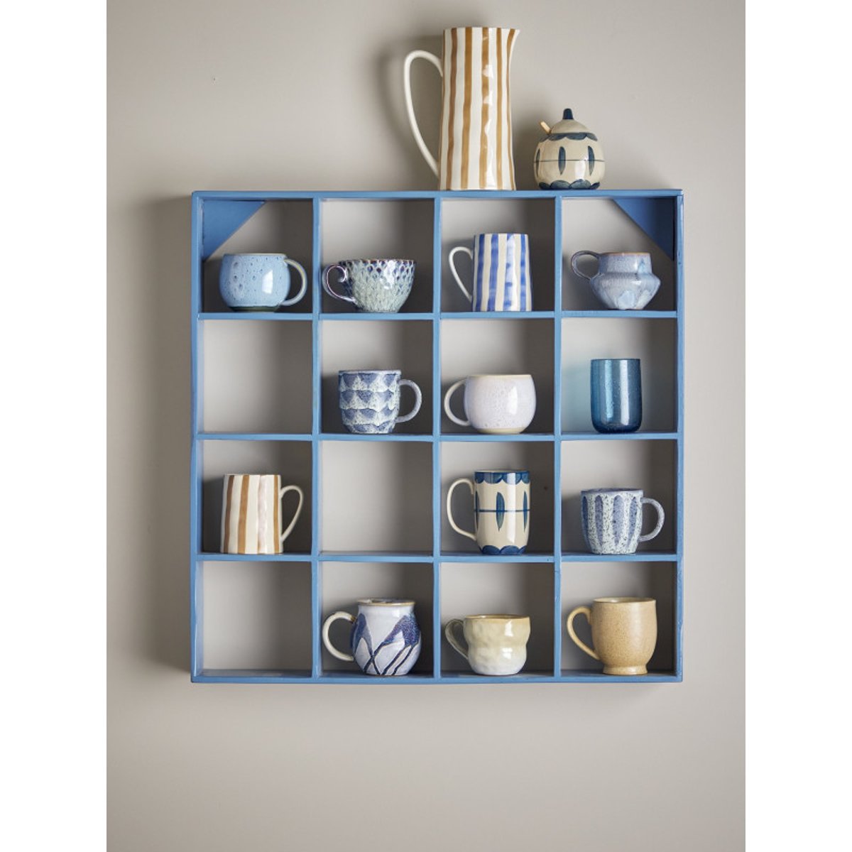Etagère murale à mugs 16 compartiments bois recyclé BEKKA bleu, BLOOMINGVILLE
