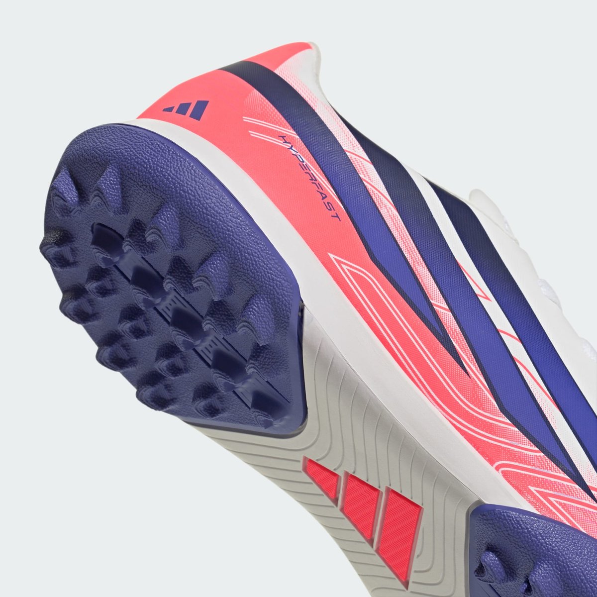 Chaussure De Football F50 Hyperfast Club Turf Enfants Chaussure De Football F50 Hyperfast Club Turf Enfants cloud white / solar purple / solar turbo, adidas Performance