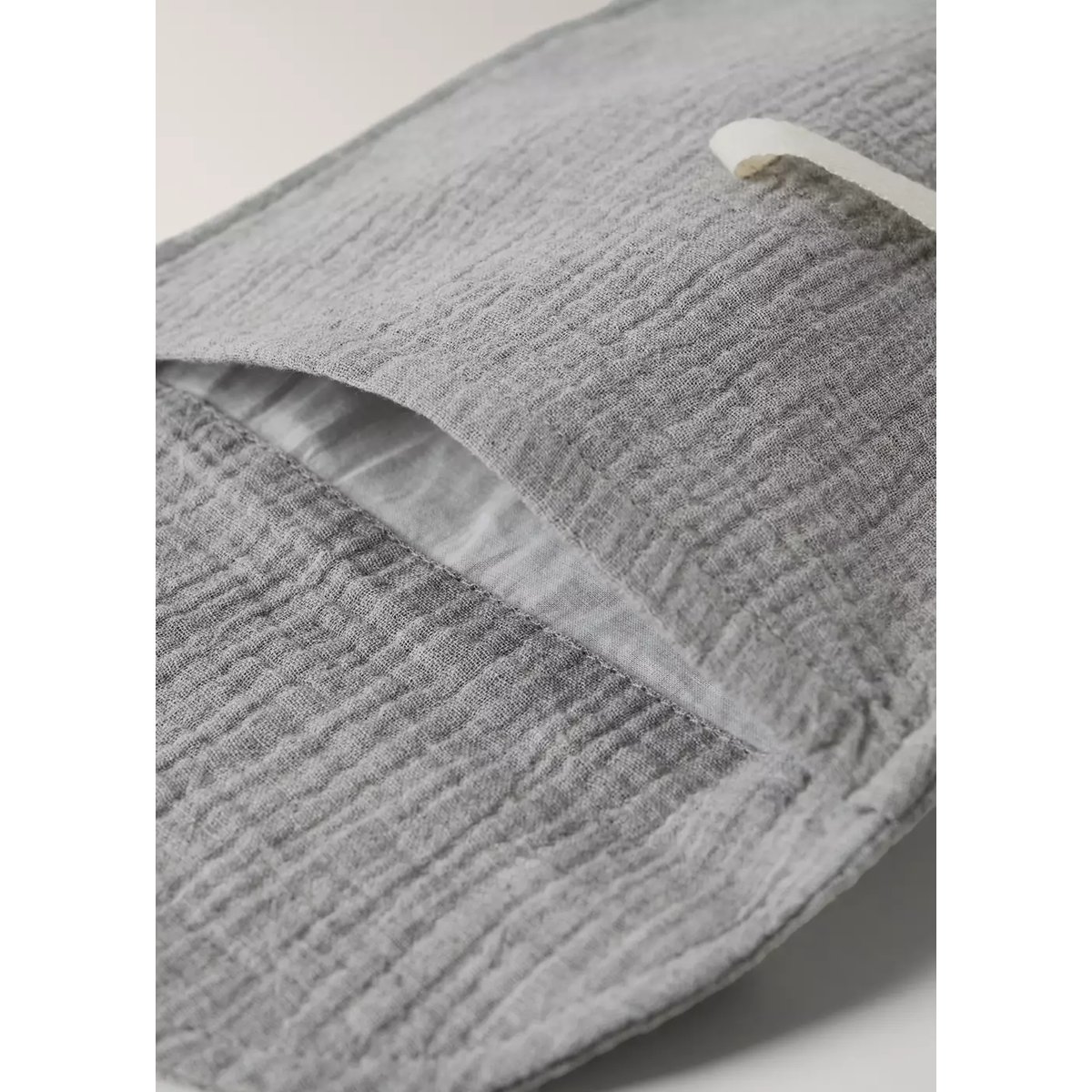 Trousse de toilette enfant en gaze de coton gris, MANGO HOME