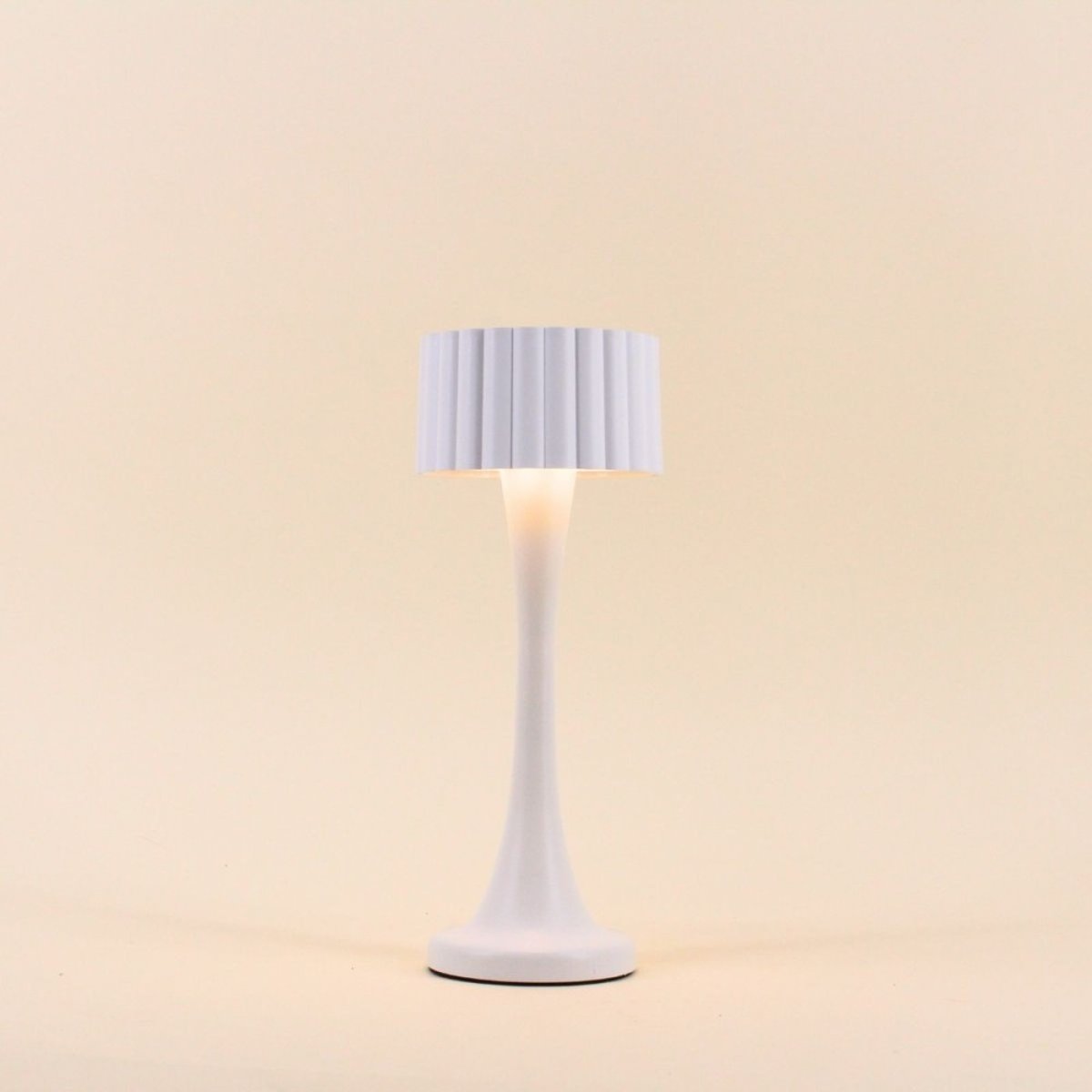 Lampe USB tactile design 27cm blanc, ORNAMI