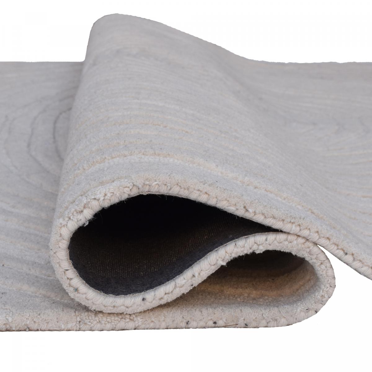 Tapis salon et chambre fait à la main en laine motif faux uni IZ écru, UN AMOUR DE TAPIS