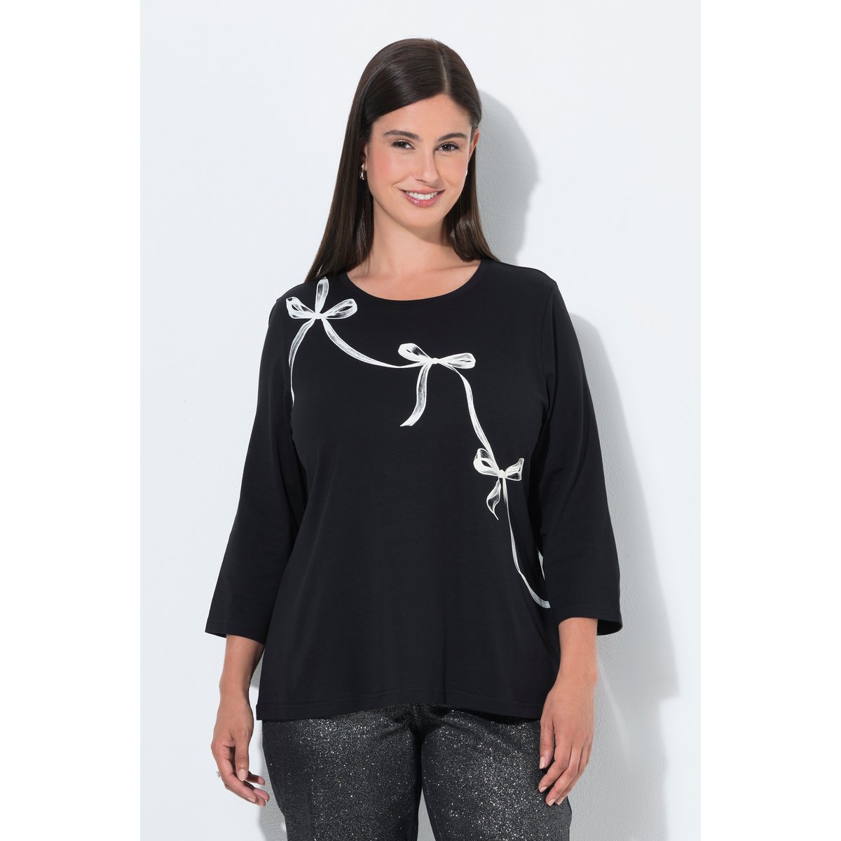 T-shirt avec nœuds noir, ULLA POPKEN