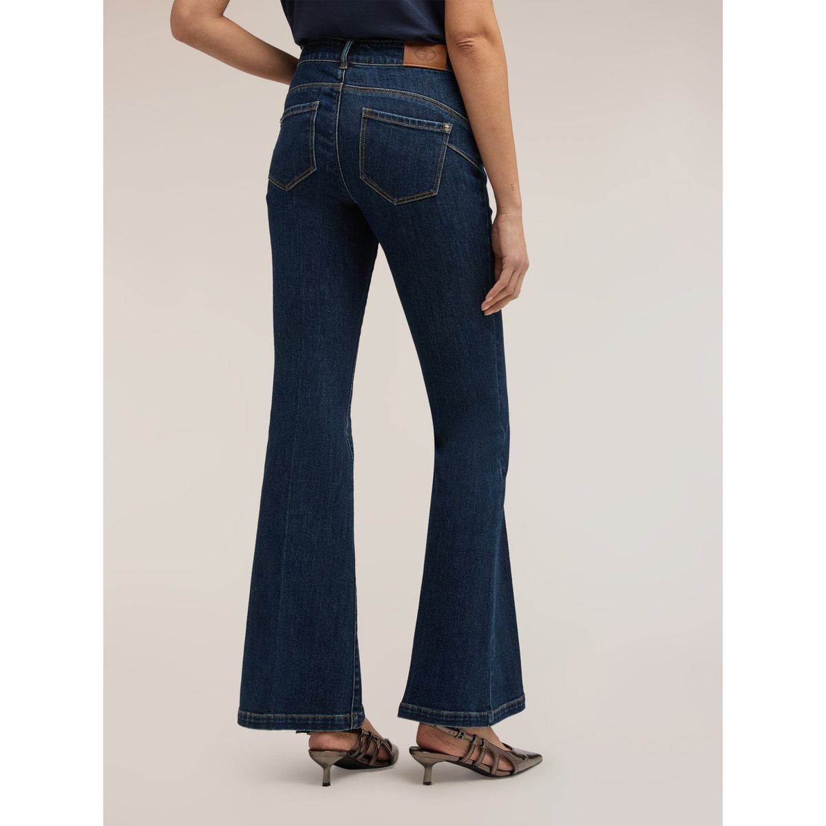 Jean flare push-up en denim bleu, MOTIVI