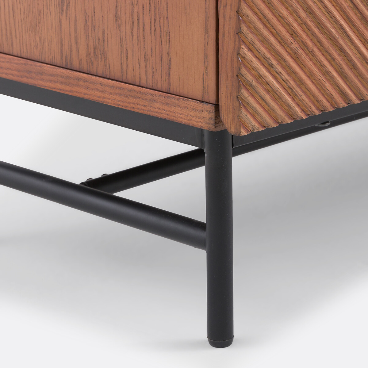 Jerem 180cm Textured Front Walnut Stained TV Unit walnut color stained, LA REDOUTE INTERIEURS