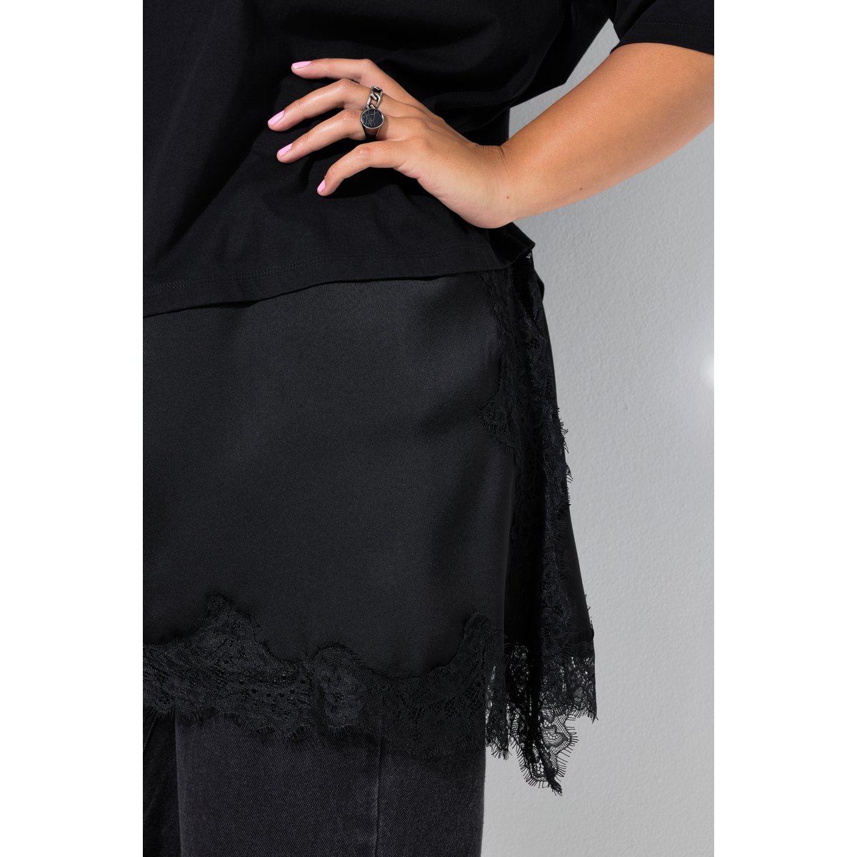 T-shirt, coupe oversize noir, STUDIO UNTOLD