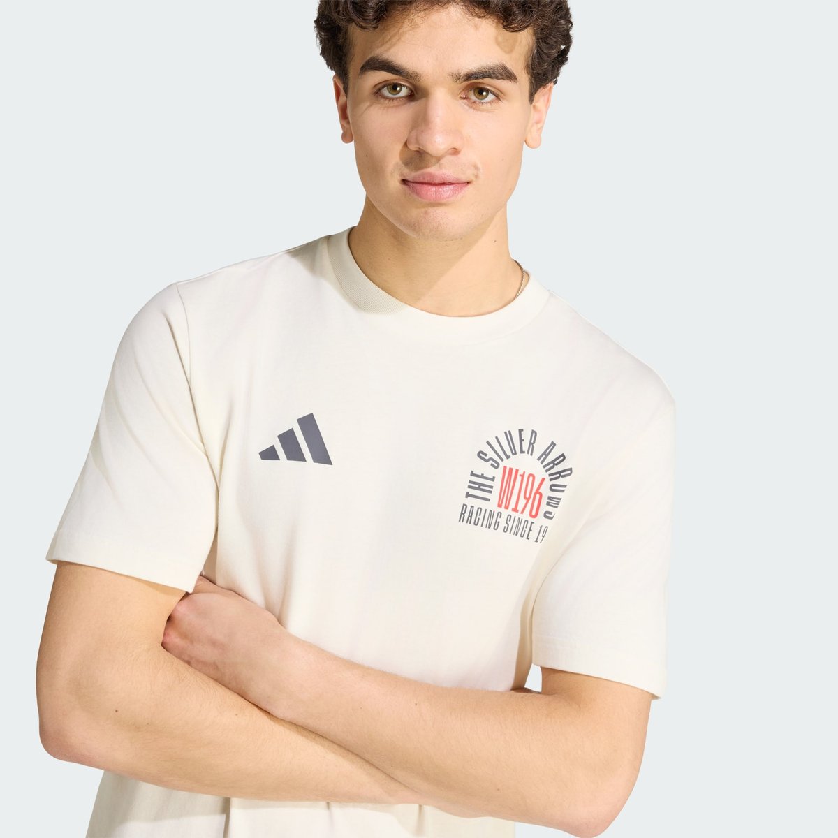 T-Shirt Graphique Mercedes - Amg Petronas Formula 1 Team Silver Arrows 1955 off white / granite, adidas Performance