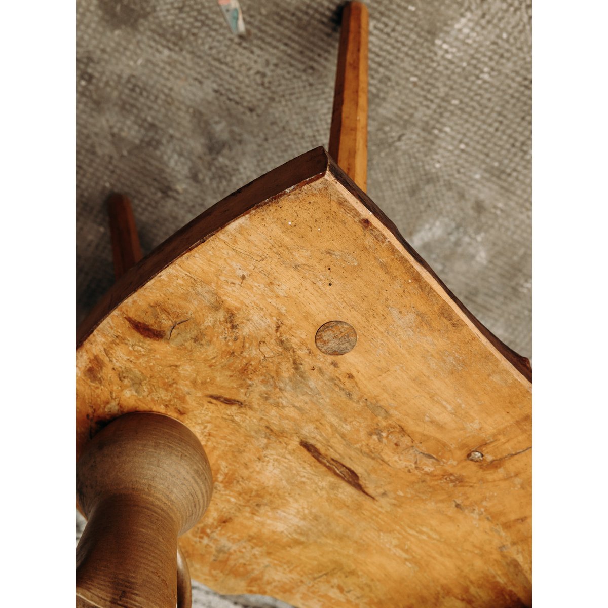Banc brutaliste Antoine N°206 - Bon état bois, DEBONGOUT