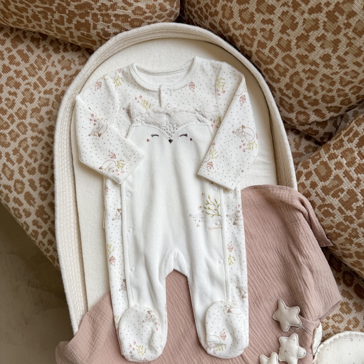 Pyjama bébé en velours ouverture pont Doucette ecru, PETIT BEGUIN