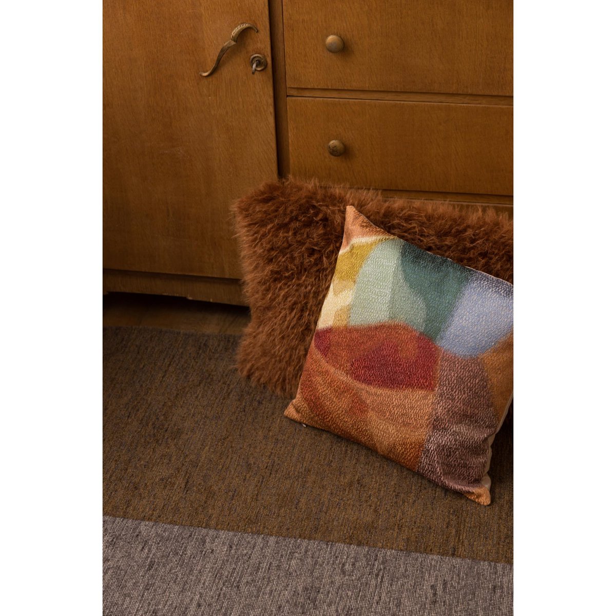 Coussin brodé Nevio multico, VIVARAISE