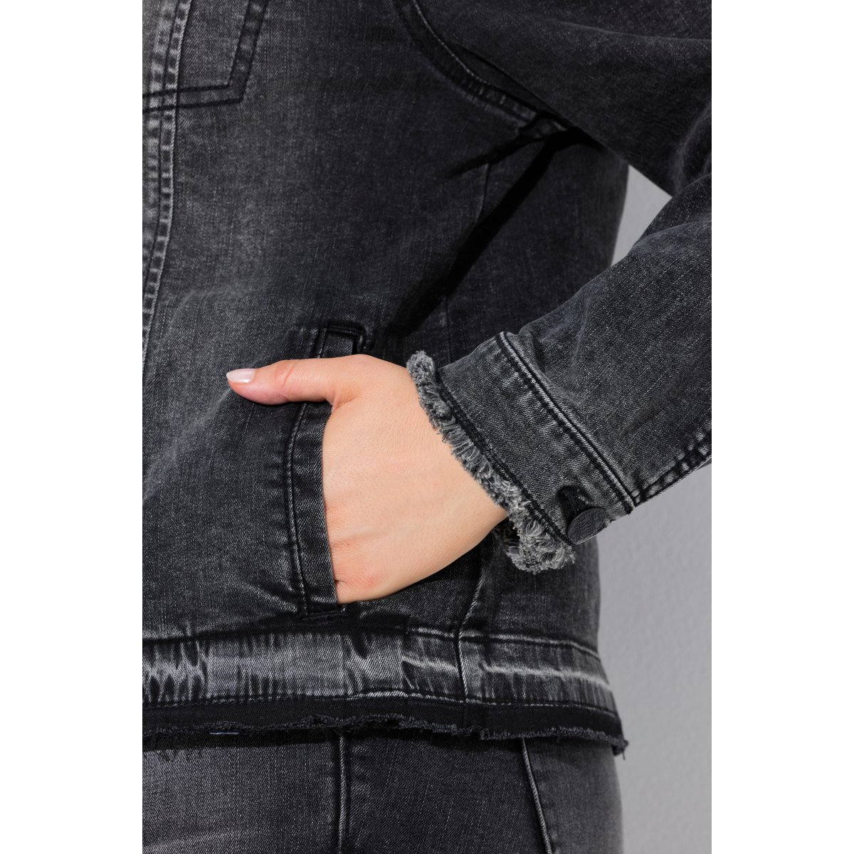 Veste en jean à franges noir, ULLA POPKEN