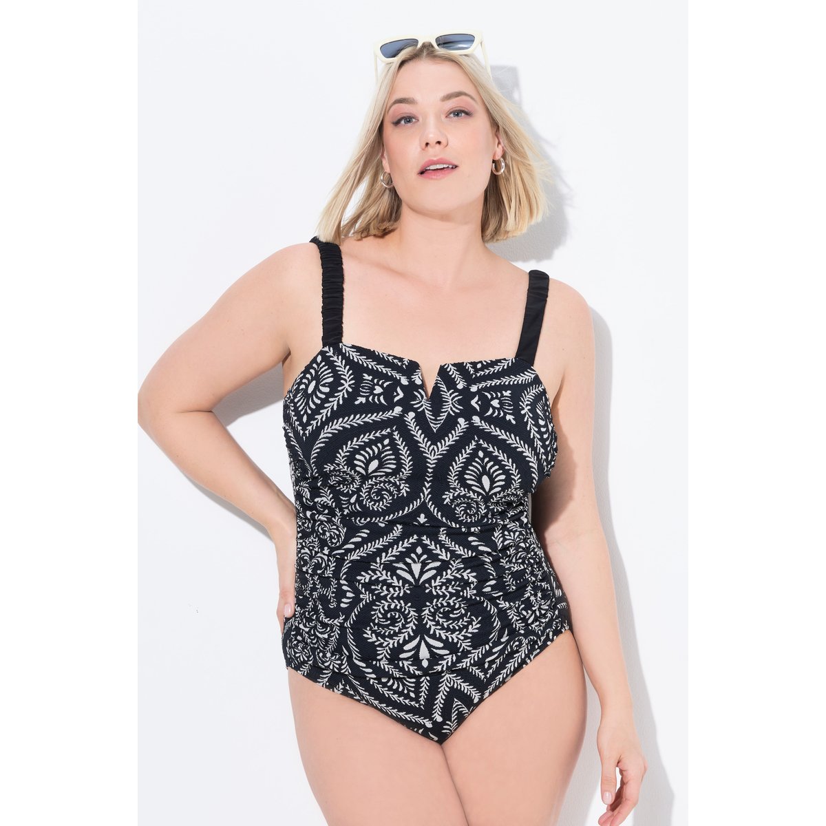 Maillot de bain motif cachemire. Fronces. noir, ULLA POPKEN