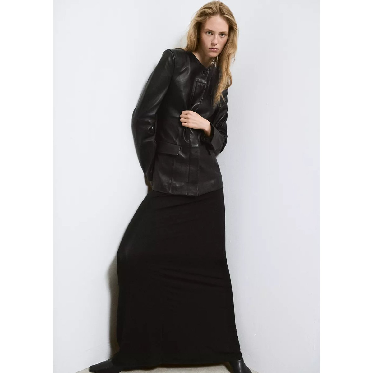 Blazer en cuir à col rond noir, MANGO