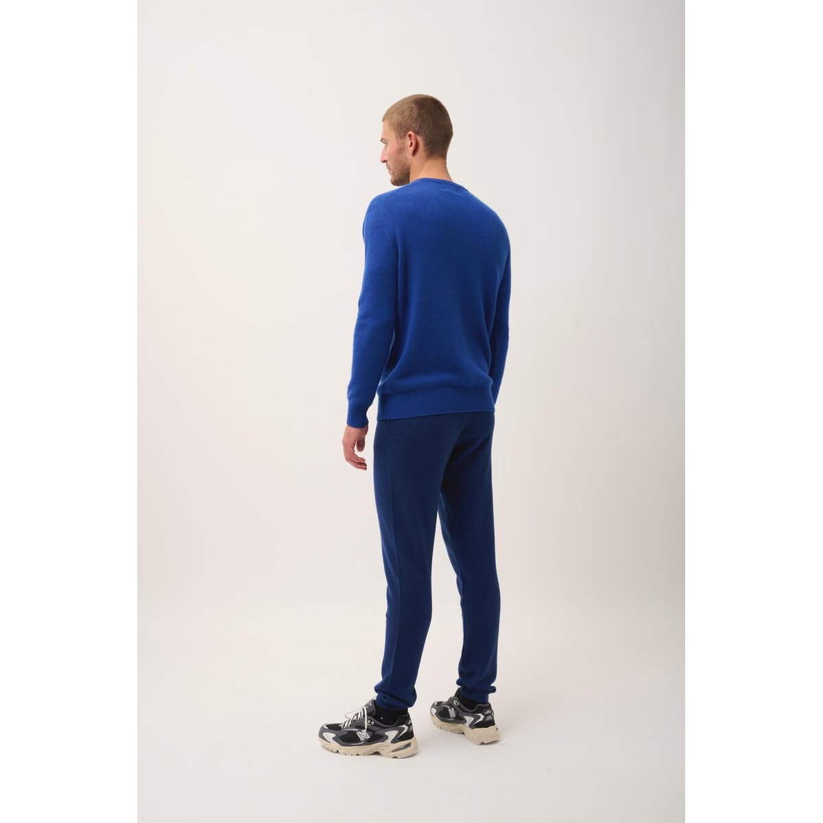 Pull Col V 4 Fils Outremer Nathan bleu foncé, JUST CASHMERE