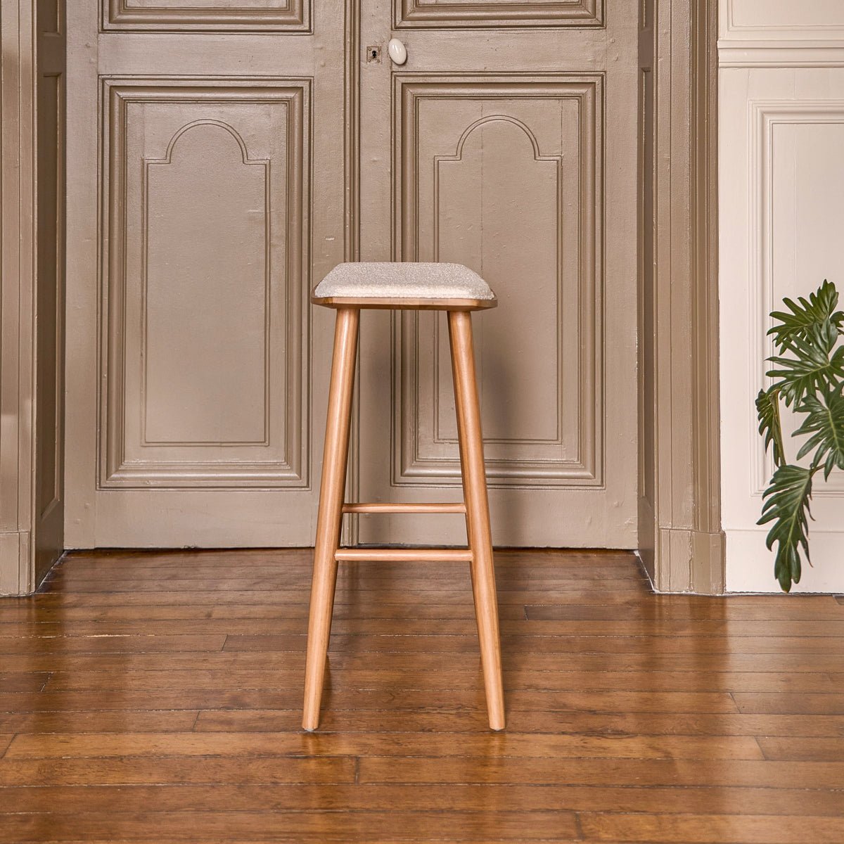 Lot de 2 tabourets de bar en teck massif et bouclette AMBRE ecru, BERAH GETAH