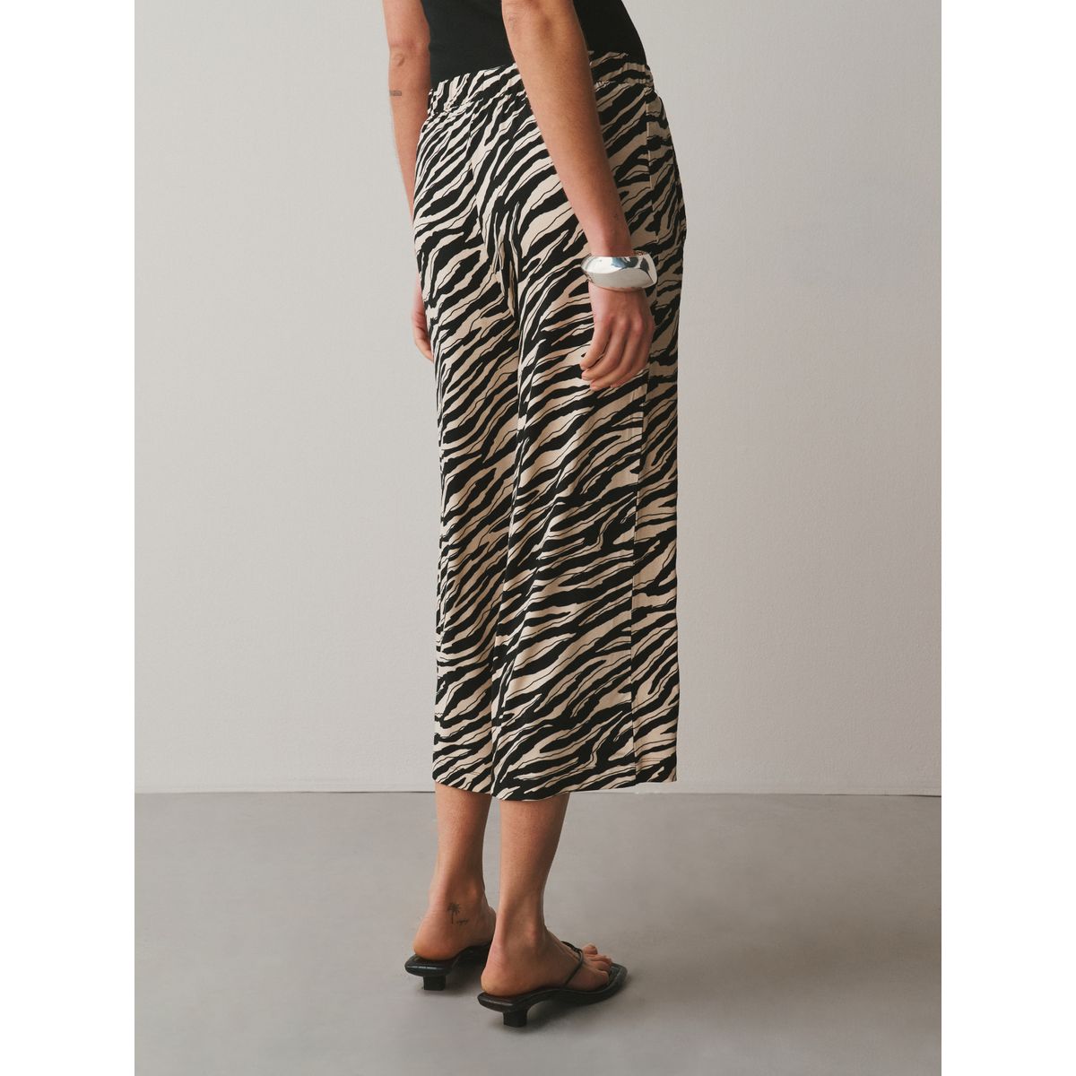 Jupe-culotte en jersey zèbre noir et écru, NEXT