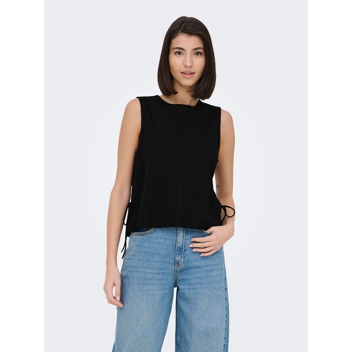 Top black 1, JDY