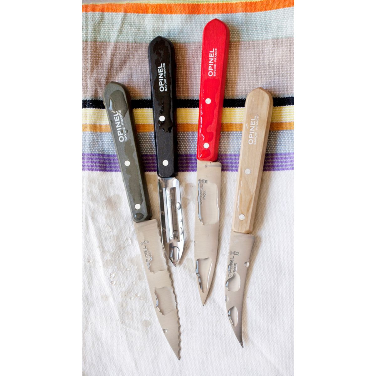 Set de couteaux Bon appétit Loft 4 couteaux de table coloris unique, OPINEL