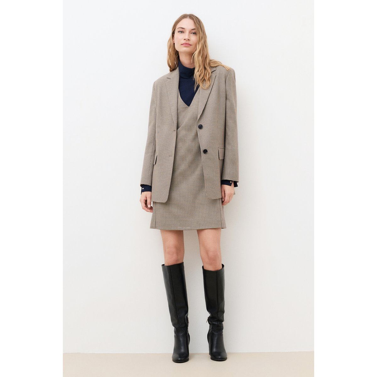 Robe courte col v laine RMILOR taupe, CAROLL