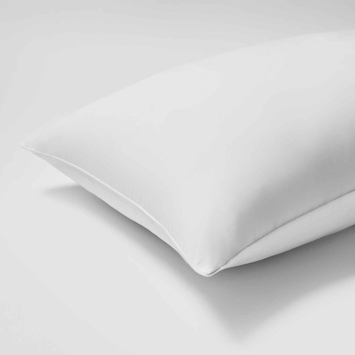 Spundown, Hypoallergenic Medium Support Xl King Pillow white, THE FINE BEDDING COMPANY