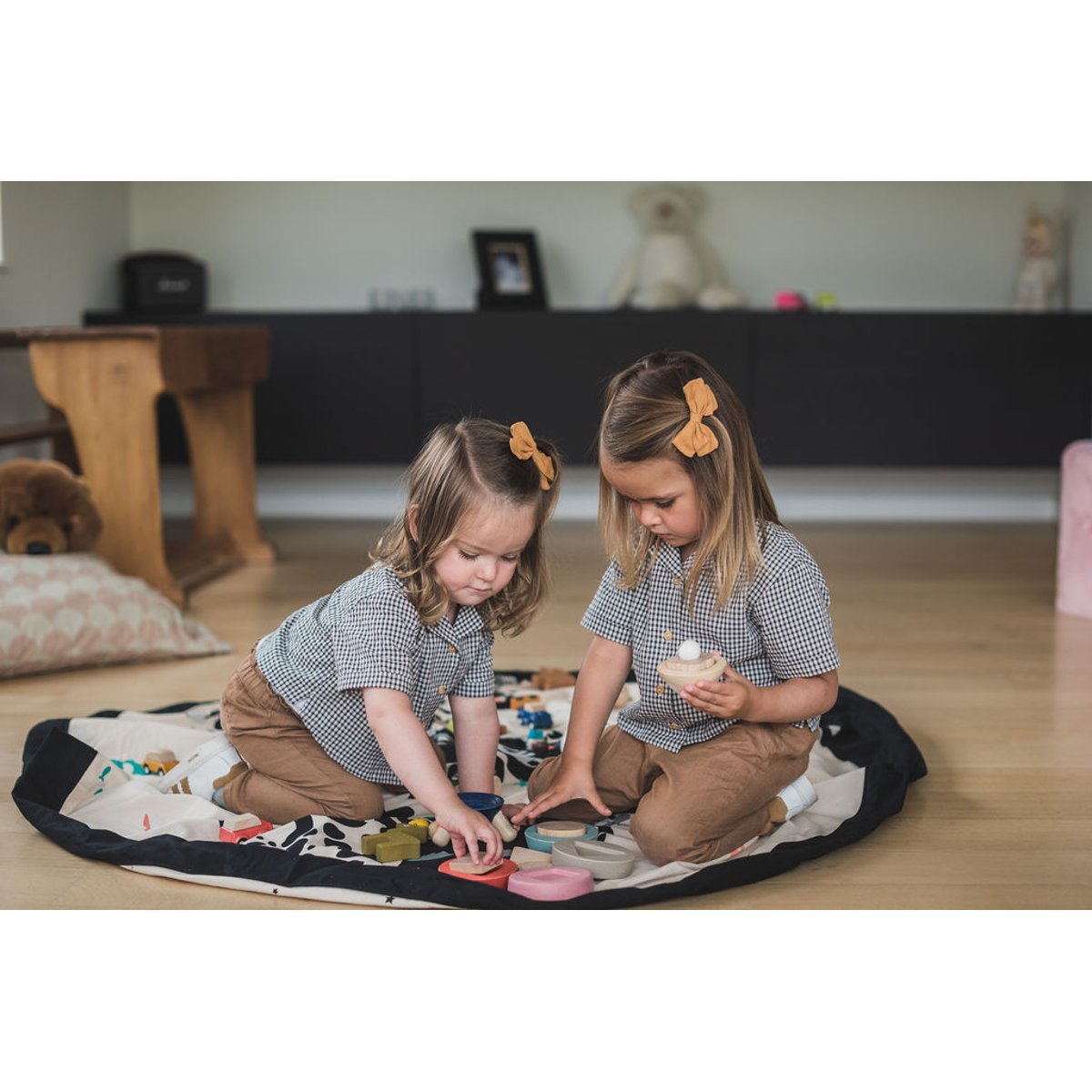 play&go - tapis de jeu & sac à jouets - worldmap/stars ecru/noir, PLAY ET GO