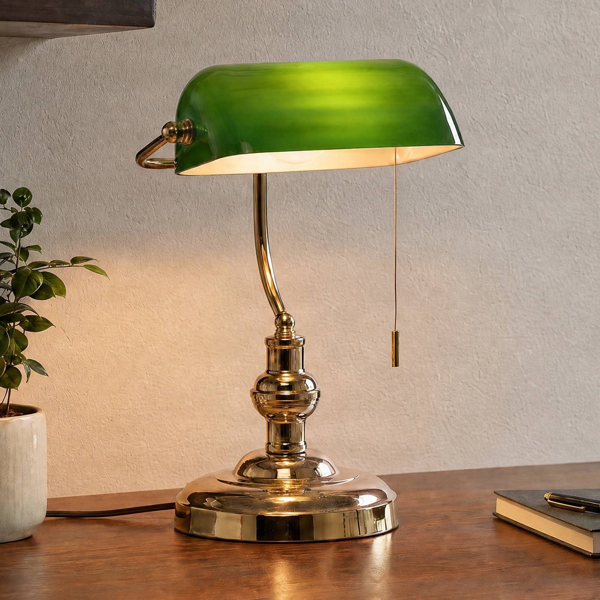 Lampe à poser en métal antique, Milenka laiton poli, vert, LINDBY