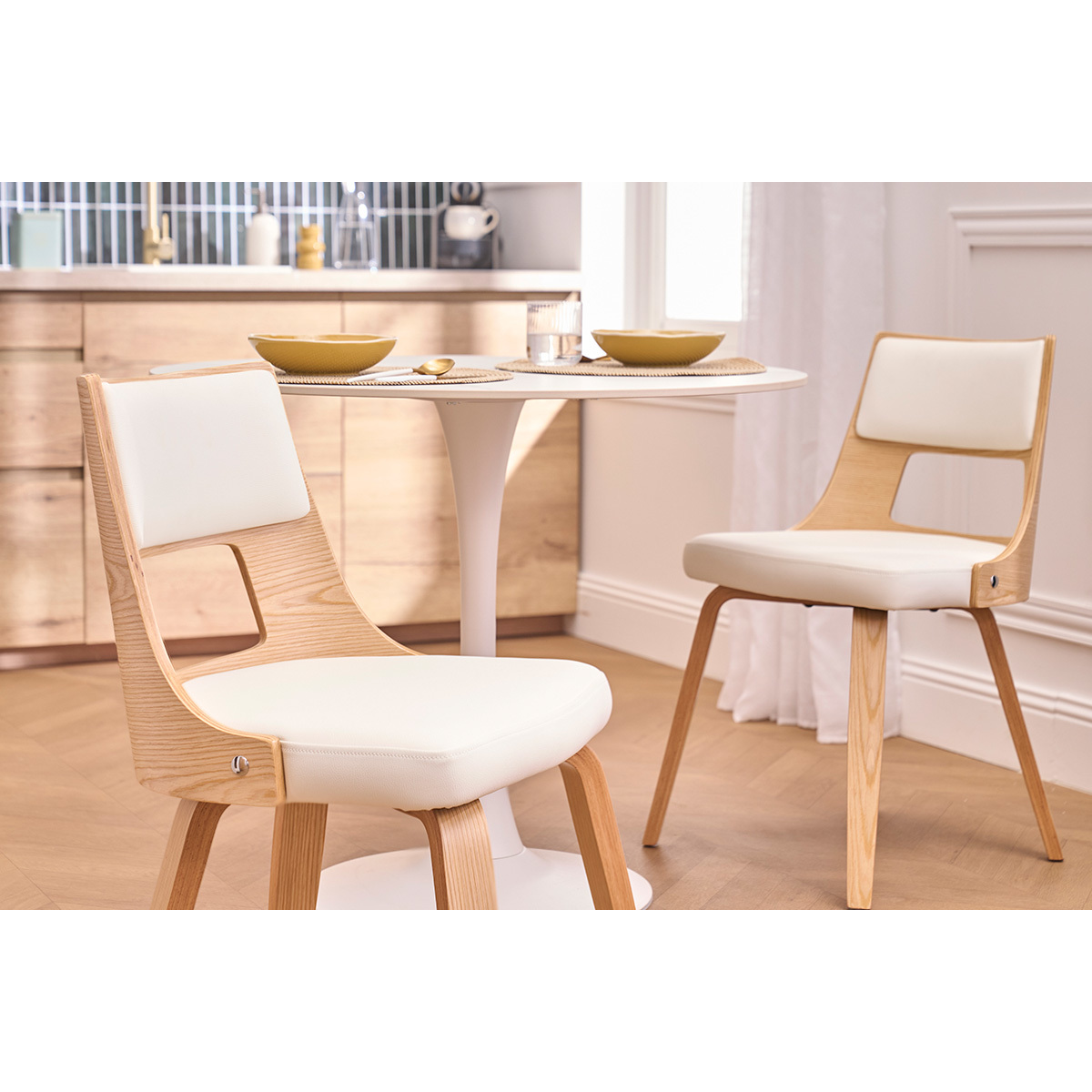 Chaise scandinave blanc et bois clair GARBO blanc, MILIBOO