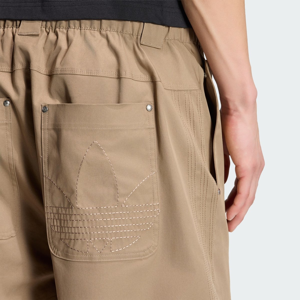Pantalon Large Premium Essentials Pantalon Large Premium Essentials khaki six, adidas Originals