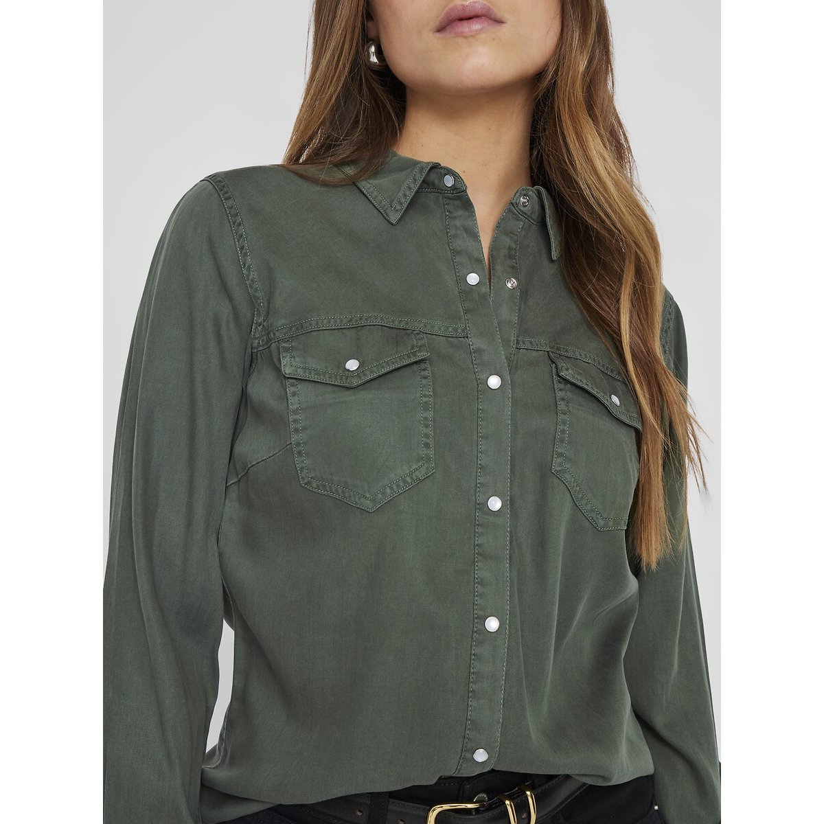 Chemise cintrée, manches longues vert canard, VILA