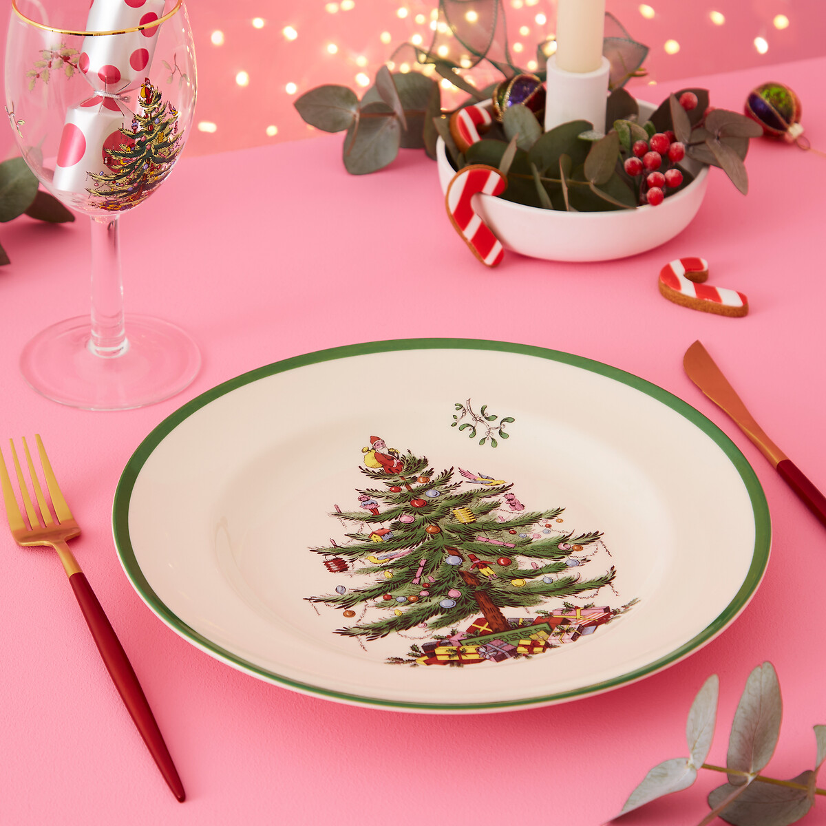 Set of 4 Christmas Tree Dinner Plates white, SPODE