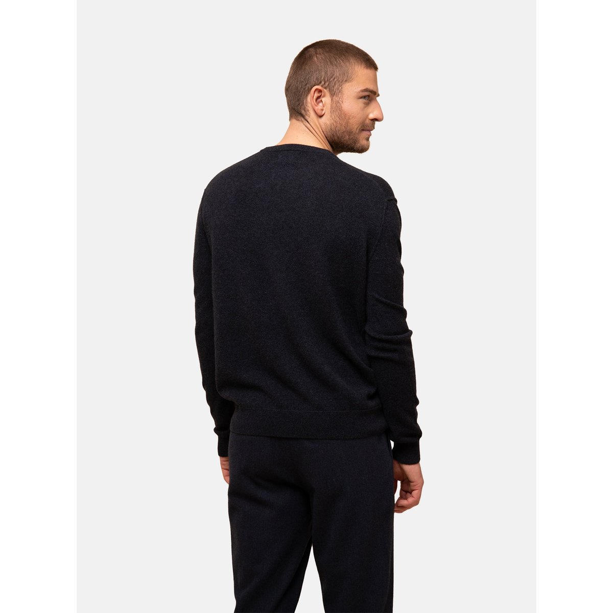 Pull Col V Caviar Tom bleu foncé, JUST CASHMERE