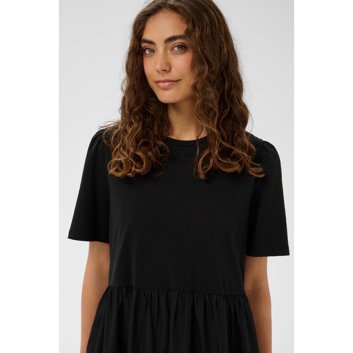 Robe noir, CULTURE
