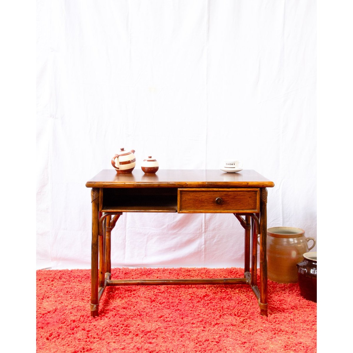 Bureau en rotin foncé Edouard N°1123 - Bon état bois foncé, DEBONGOUT